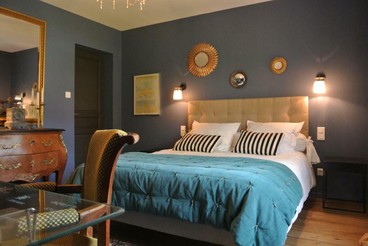 Bed and Breakfast Les Epis Du Vent Adilly Exterior foto